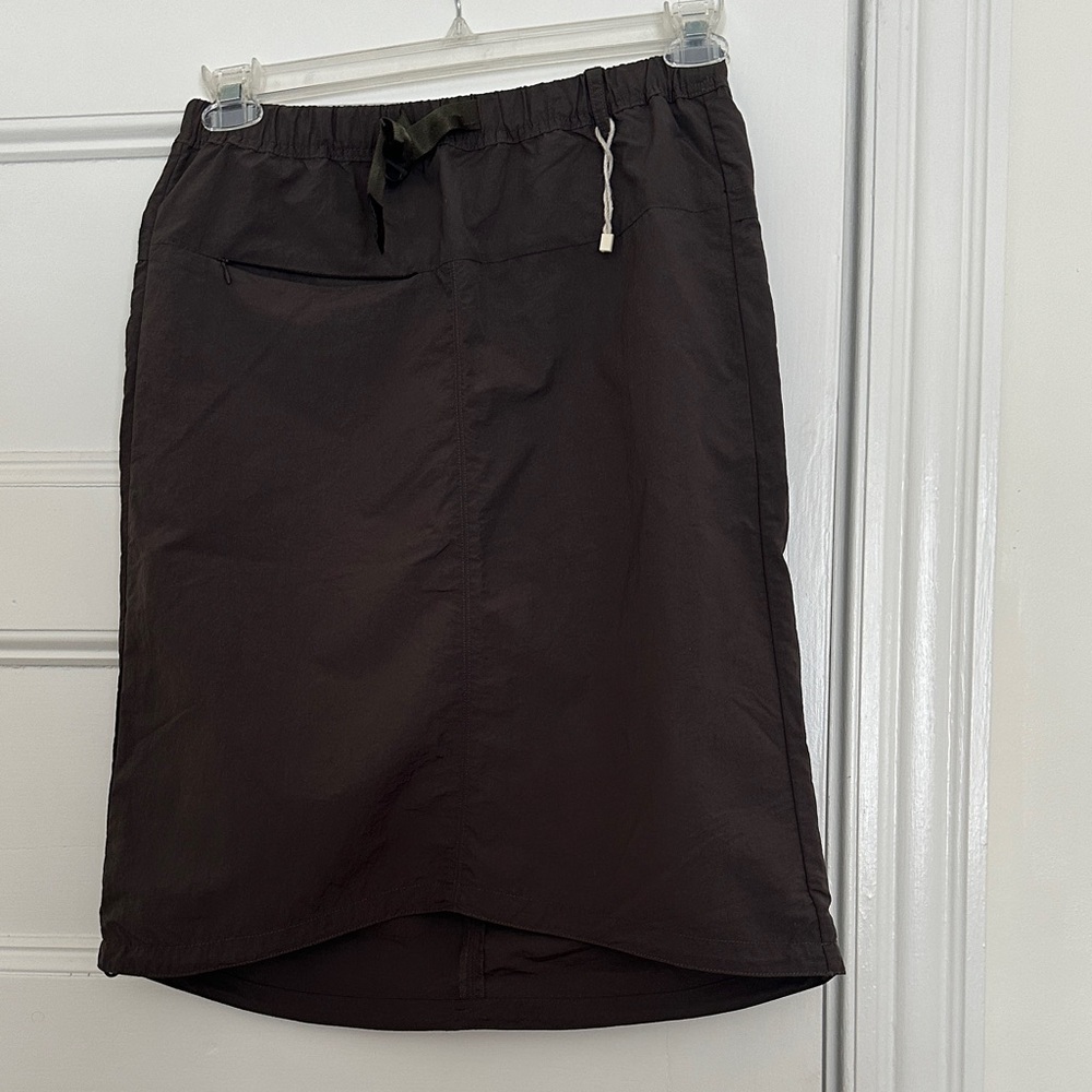 Gramicci dark brown packable nylon midi skirt small s